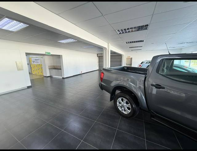 3,200M² WAREHOUSE FOR SALE IN EAST LONDON CENTRAL